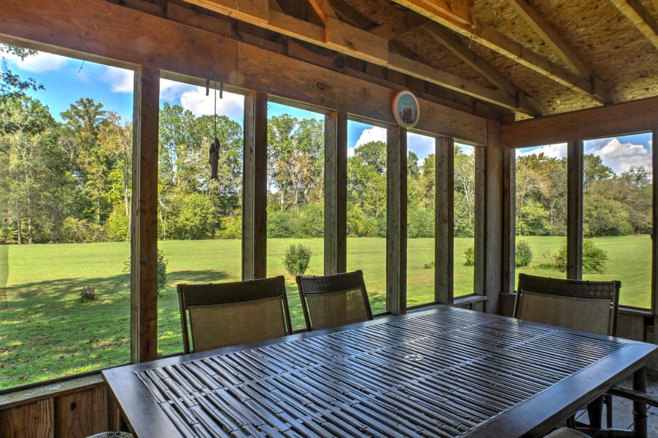 Ooltewah Cabin With Grill, Pool Table And Porch! Exterior foto
